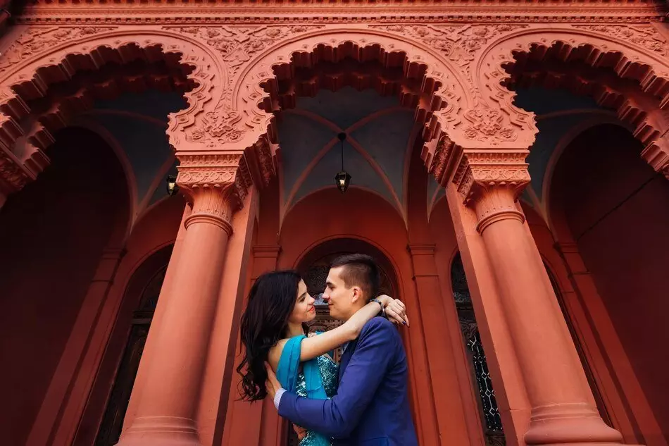 Temple Serenity: South Indian Pre-Wedding Shoot